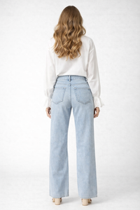 100% Crisp Cotton Front Bib Shirt with High-Neck and Tie Eyelet Cuffs