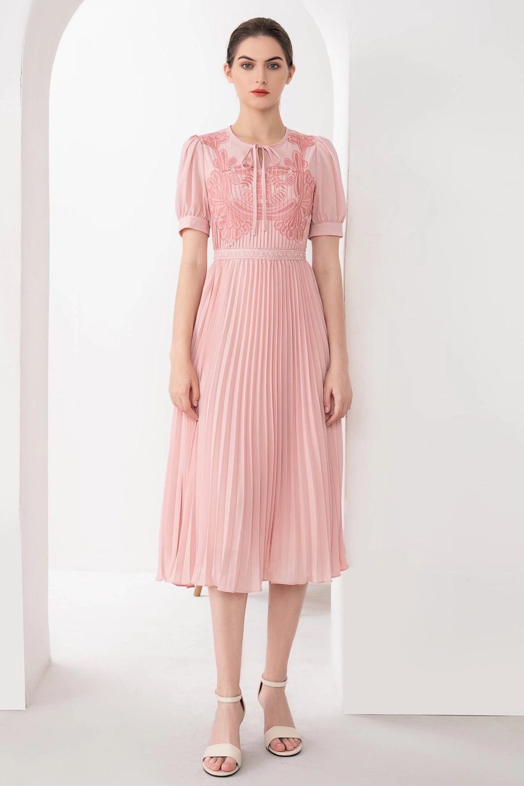 Tie-neck Embroidered Puffy Pleated Midi Dress in Pink