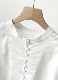 100% Crisp Cotton Front Bib Shirt with High-Neck and Tie Eyelet Cuffs