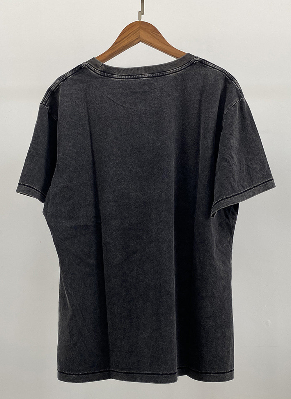 Vintage-Inspired Black Cheetah Graphic T-Shirt – 100% Cotton, Loose Fit, Washed Fabric