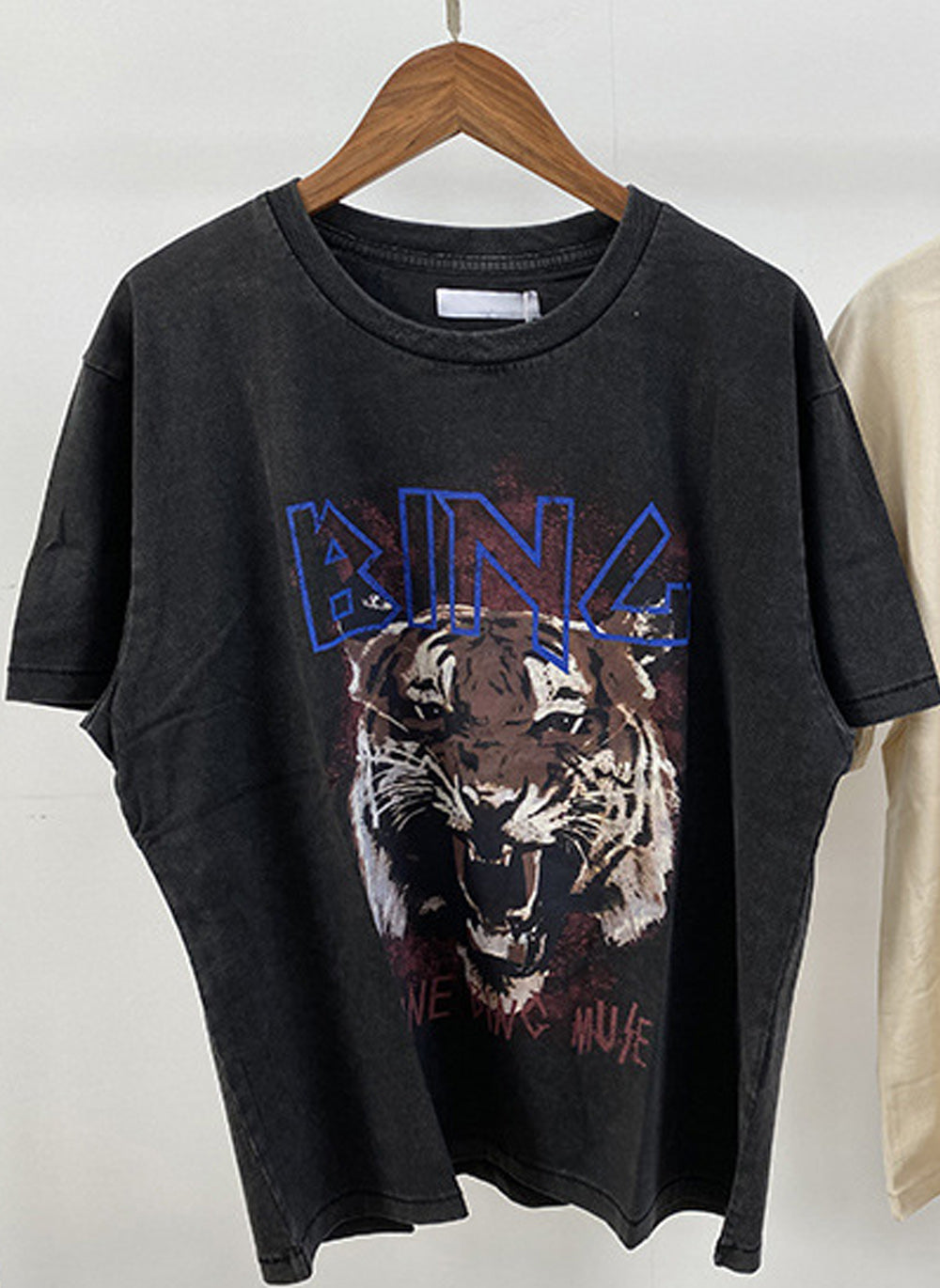Vintage Black Tiger Graphic T-Shirt – 100% Cotton, Loose Fit, Washed Fabric