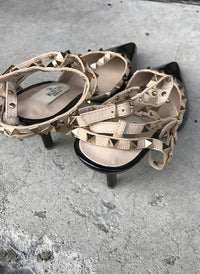 Rockstud Pointed Toe Caged Pump Heels