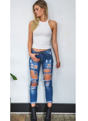 Destroyed Boyfriend Jeans in Dark Blue